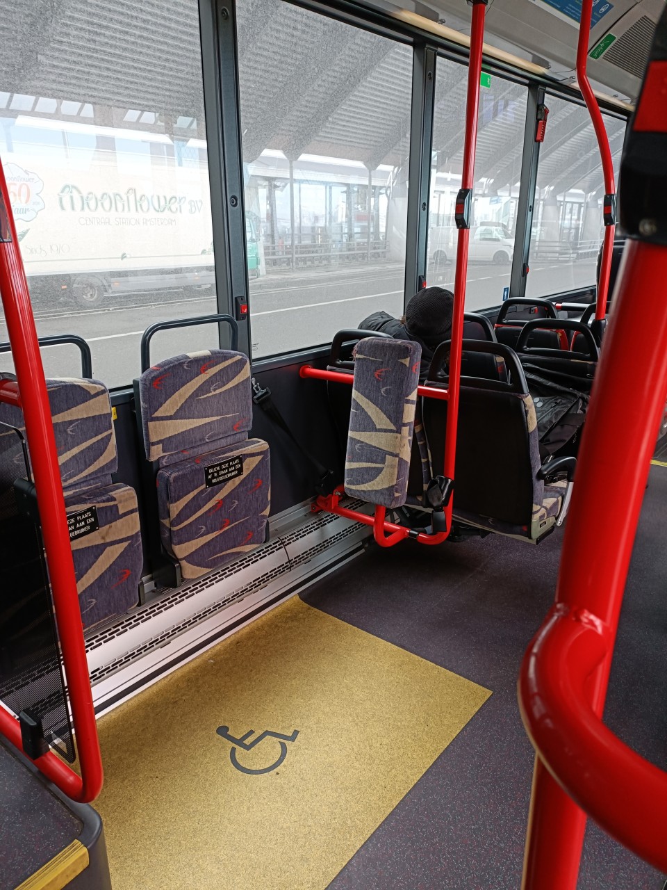 bus amsterdam