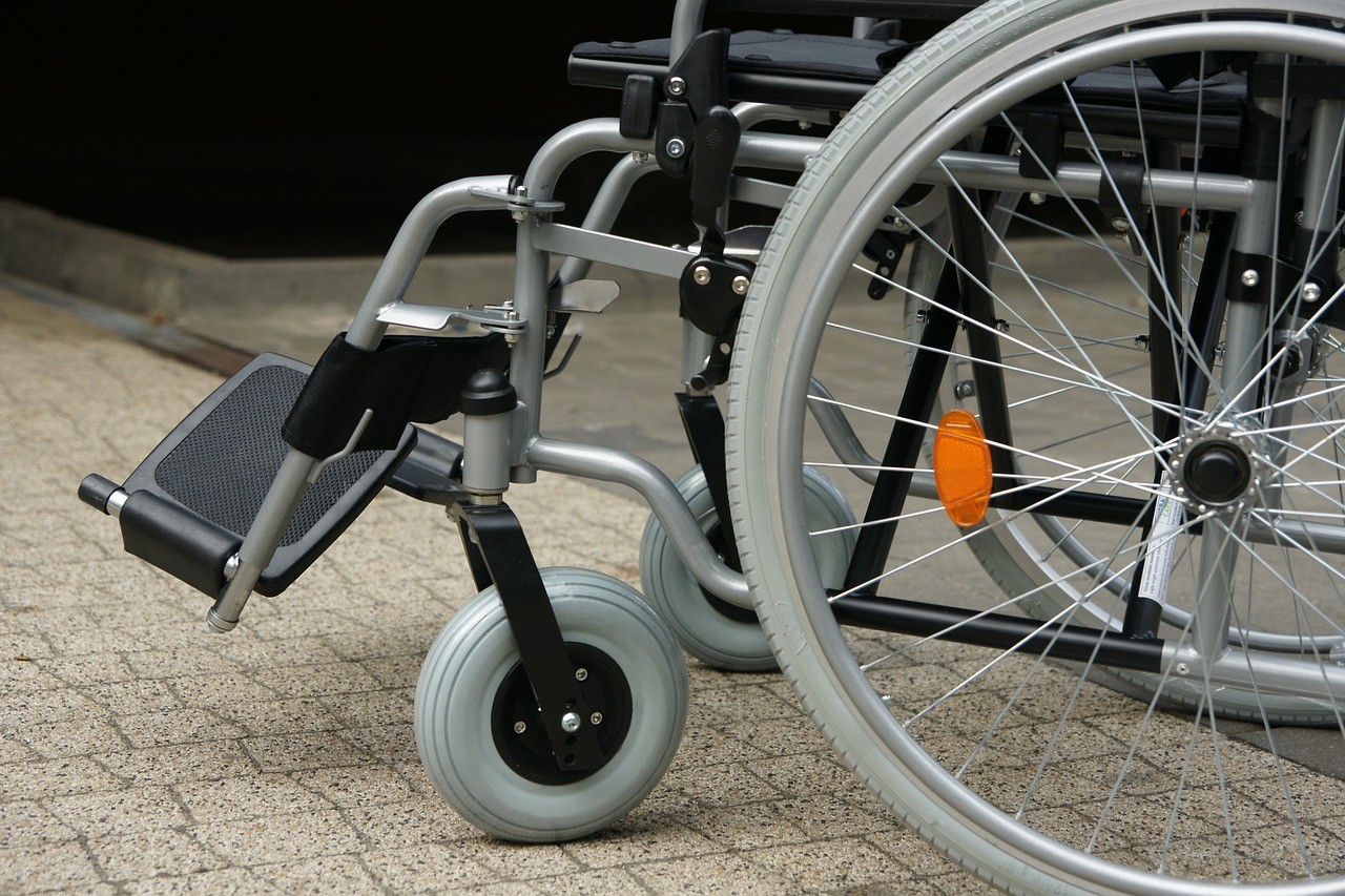 disabled-gbf36e9b28_1280